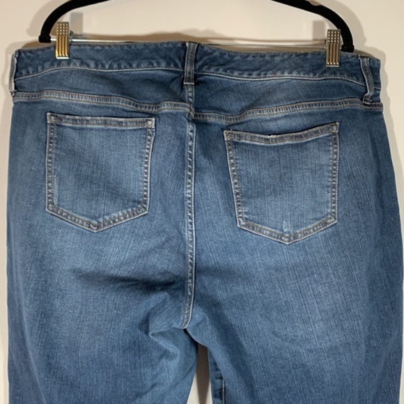 Torrid Blue Medium Wash Lightly Distressed Skinny Jeans 20R - Picture 9 of 11